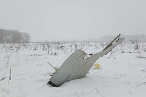 Катастрофа самолета Ан-148: спасатели нашли бортовой самописец и тела двух погибших (видео)