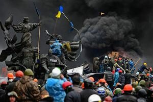 День памяти Небесной сотни: видео жестокого противостояния на Майдане