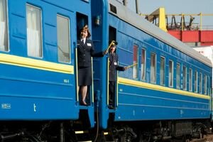 В Украине к праздникам запустят девять дополнительных поездов