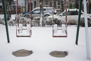 В Одессе из-за ухудшения погоды закрывают школы и садики