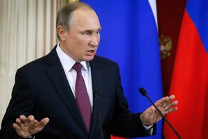 Парубий: Россия больше тратит на дестабилизацию в других странах, чем на военные вмешательство