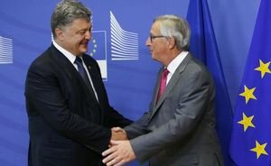 Порошенко поблагодарил председателя Еврокомиссии за поддержку реформ в Украине
