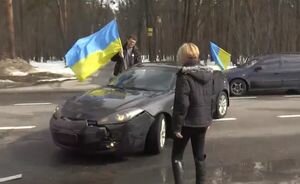 Автопробег к дому Авакова: автомобиль активистов попал в ДТП
