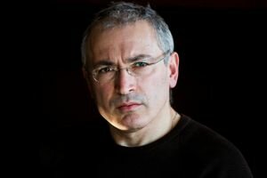 "Путин надоел": Ходорковский принял участие в досрочном голосовании на выборах президента РФ 