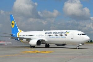 В аэропорту "Борисполь" самолет совершил аварийную посадку