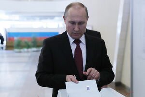 Путин проголосовал на выборах президента России