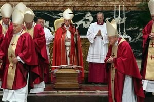 Папа Римский наказал украинских монахов, которые занимались экзорцизмом