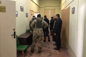 Силовики нагрянули с обысками в один из департаментов Харьковского горсовета
