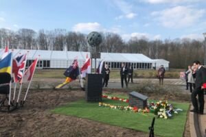 В Нидерландах открыли мемориал памяти жертв крушения рейса MH17 на Донбассе