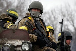 На Донбассе четверо военных подорвались во время выполнения боевого задания: один из них погиб 