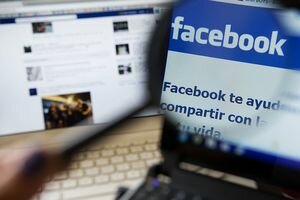Facebook удалил более 270 аккаунтов, принадлежащих российской "фабрике троллей"