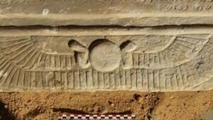 В Судане в храме бабушки Тутанхамона обнаружили таблички с древними письменами