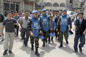 Группа безопасности ООН попала под обстрел в сирийской Думе