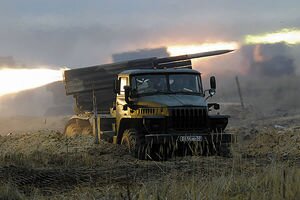 В зоне АТО неспокойно: боевики ударили по украинским военным из "Града"