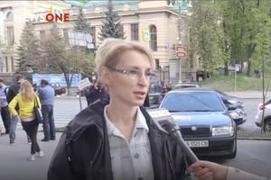 "Коля - хороший парень": активисты организовали автопробег к дому Порошенко