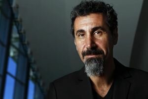 Лидер System Of A Down Серж Танкян посвятил песню протестующим в Ереване: обнародовано видео