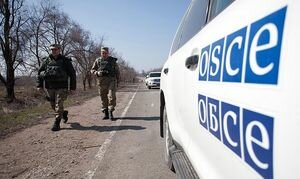 На Донбассе местные жители заблокировали проезд для наблюдателей ОБСЕ