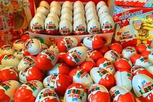 В Ивано-Франковске мужчина пытался украсть почти 200 шоколадных яиц 