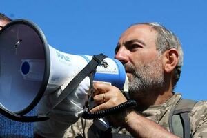 Протесты в Армении: Пашинян призвал сторонников разблокировать дороги