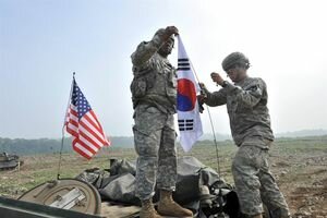 СМИ узнали о приказе Трампа сократить военный контингент США в Южной Корее 
