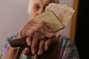 В правительстве уточнили, когда выплатят пенсии жителям оккупированного Донбасса