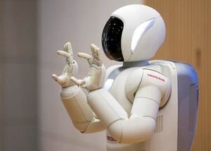 В Швейцарии банковских сотрудников заменили роботами