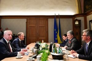 Порошенко и Туск решили, когда состоится саммит Украина-ЕС