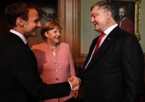 Порошенко сообщил о встрече Путина с Макроном и Меркель перед заседанием "нормандского формата"