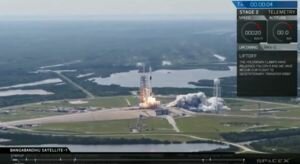 Ракета-носитель Falcon 9 Block 5 успешно стартовала