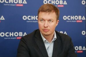 Николаенко: Нужен прозрачный рынок земли, а не скупка Украины