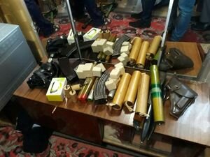 На Прикарпатье у прапорщика-пенсионера нашли 22 гранатомета и 20 гранат