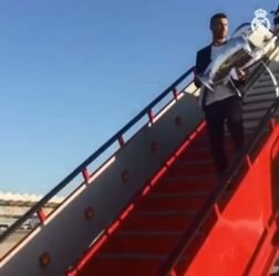 "Реал" в который раз привез кубок ЛЧ в Мадрид (видео)