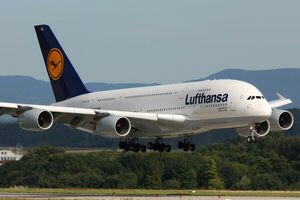 Lufthansa сняла ролик про ЧМ-2018, где выдала киевскую Русановку за Москву