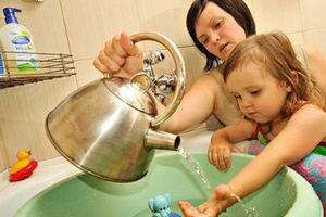 Почти треть киевлян остаются без горячей воды из-за 4,8 млрд грн долга