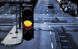 В Украине стали отменять желтый сигнал светофора