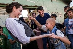 Анджелина Джоли посетила иракский город Мосул
