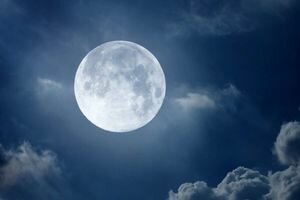Японские ученые обнаружили доказательства наличия воды на Луне