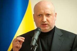 Турчинов: Керченский мост создает ряд серьезных угроз и методов давления на Украину