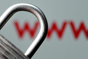 Охота на сайты: кого и за что смогут заблокировать без суда