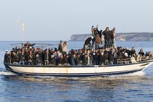 Италия и Мальта снова отказались открывать порты для мигрантов