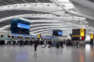 Парламент Великобритании поддержал идею о расширении аэропорта Хитроу