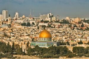 Израильские копы атаковали мечеть Аль-Акса в Иерусалиме