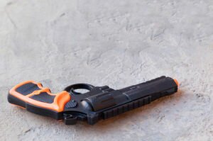В США мужчину, который совершил ограбление с игрушечным пистолетом, посадили на 11 лет