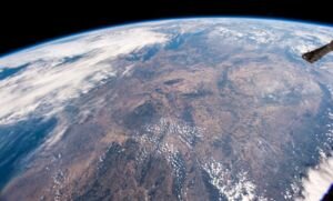 Астронавт из Германии показал свою выжженную солнцем страну с борта МКС. Фото