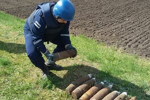 В Киеве уничтожили 28 боеприпасов времен Второй мировой войны