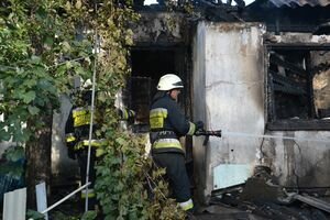 В Днепре мужчина и женщина заживо сгорели в частном доме (фото)