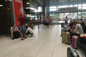 В аэропорту "Жуляны" отменили несколько рейсов из-за непогоды