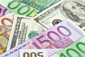 Доллар в Украине вновь подорожал и достиг отметки в 28 гривен