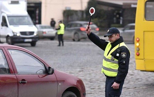 В Киеве на День независимости ограничили движение и парковку на некоторых улицах (список маршрутов)