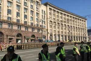 В полиции отчитались о том, как охраняли правопорядок во время парада в Киеве